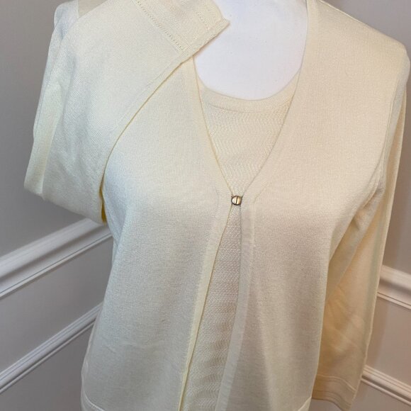 Vintage Sag Harbor Sweater size Medium - Picture 2 of 7